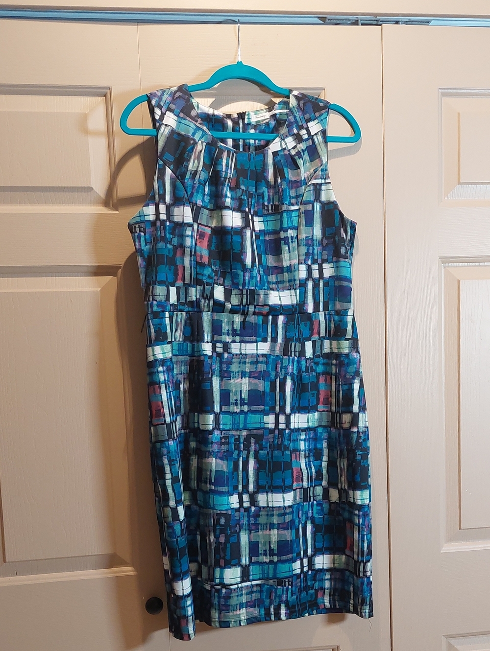Teaberry Work Dress